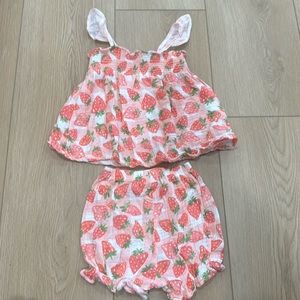 MudPie Strawberry Matching Set